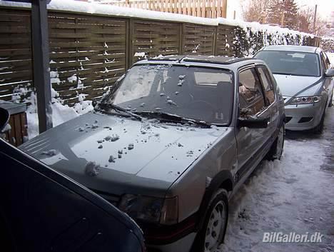 Peugeot 205 1,9 Gti billede 8