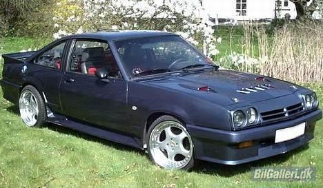 Opel Manta Gsi Exclusiv SOLGT billede 1