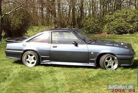 Opel Manta Gsi Exclusiv SOLGT billede 3