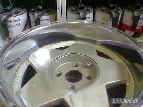 BMW 324TD - nypoleret fælge billede 7