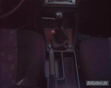 Mercedes Benz 190 D SOLGT billede 7