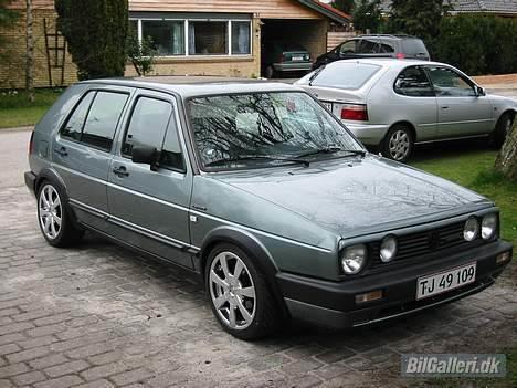VW Golf II 1.8 Syncro *SOLGT - Dette er en ÆGTE syncro... Dejligt at den blev sænket og fik G60 kofangere på.... billede 1