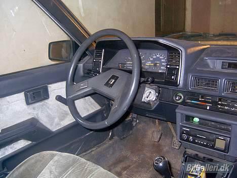 Toyota corolla 1,3 skrottet billede 4