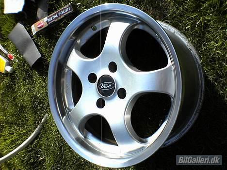 Ford Sierra GT SOLGT - Hjemme poleret  Fælgkant!!! billede 4