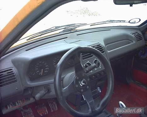 Peugeot 205 1,9 gti *solgt* billede 4