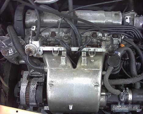 Peugeot 205 1,9 gti *solgt* billede 6