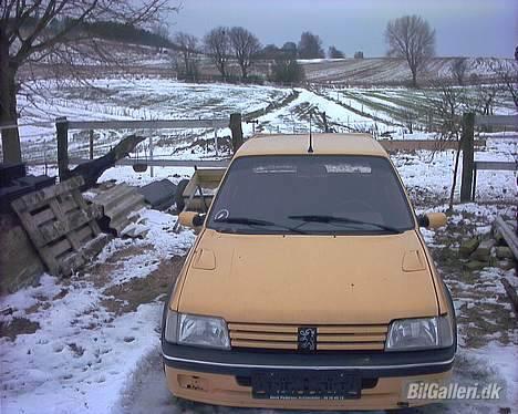 Peugeot 205 1,9 gti *solgt* billede 7