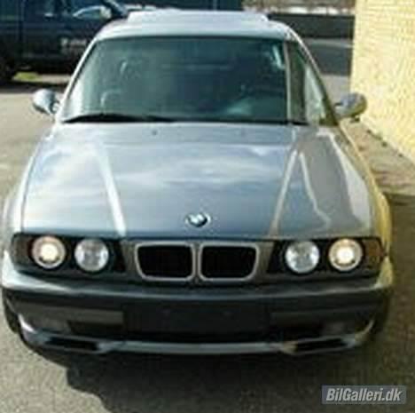 BMW 540ia E34 - ser helt morfar ud her...... billede 5
