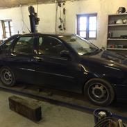 VW Polo classic (totalt skadet)