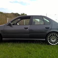 Nissan Primera P10 eGT