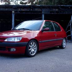Peugeot 306