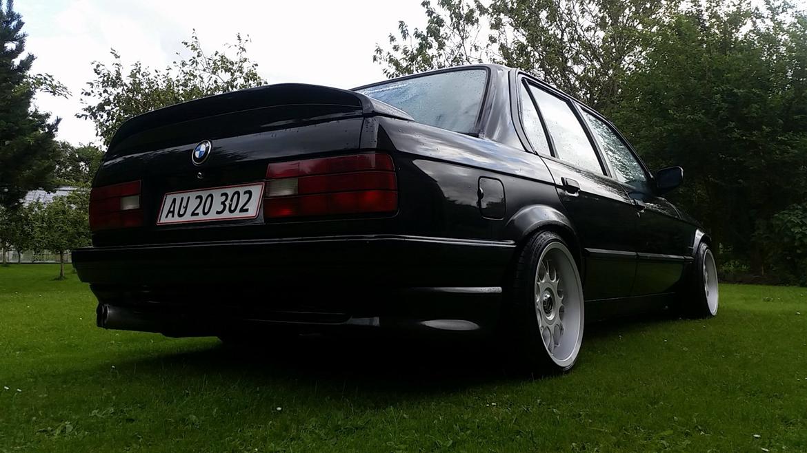 BMW E30 325i billede 6