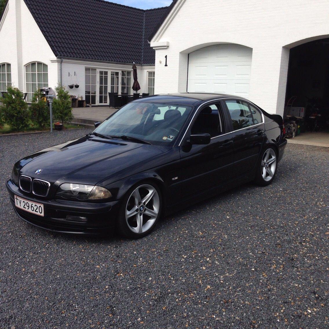 BMW E46 323i (Solgt) billede 3