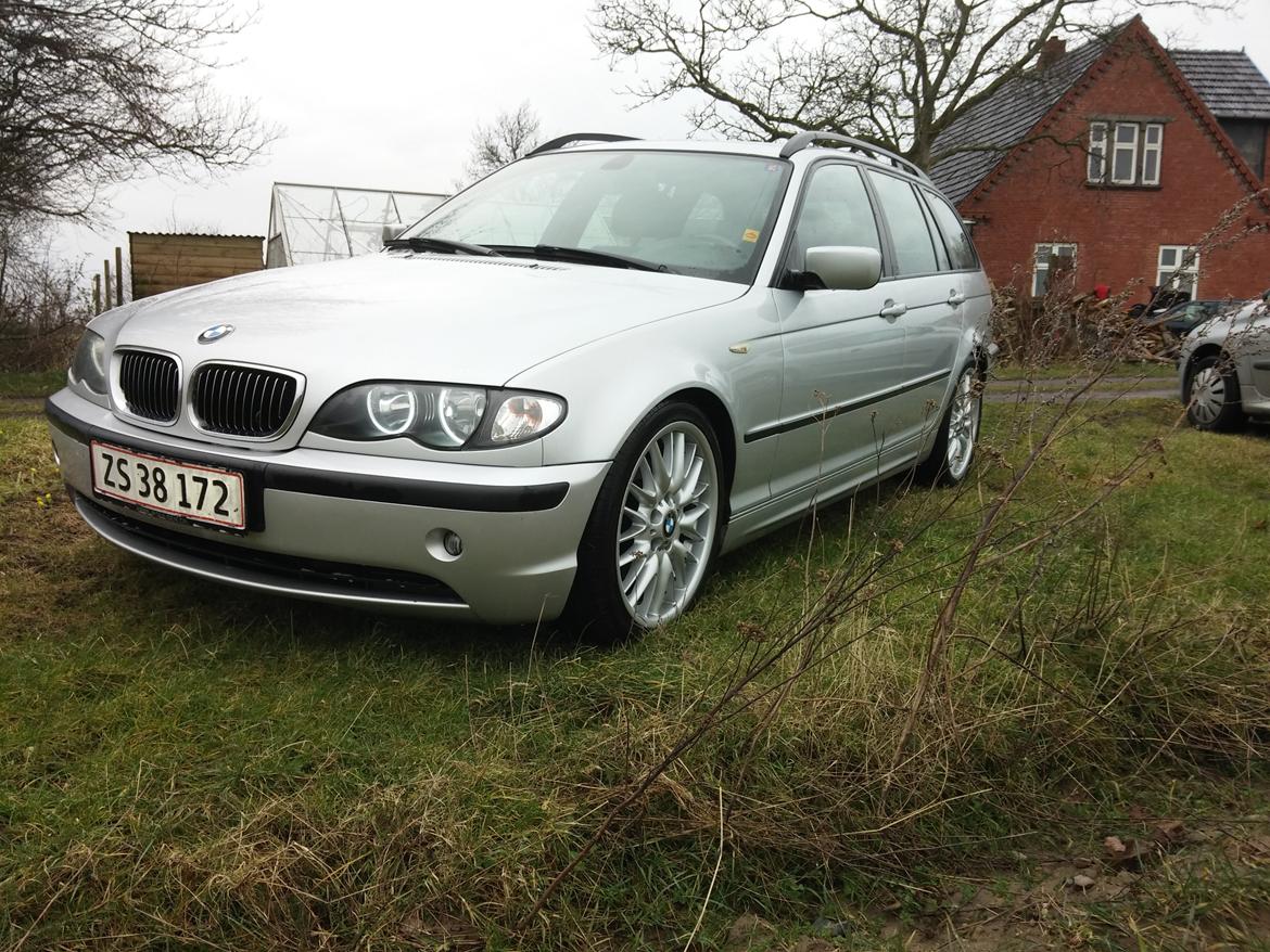 BMW 320D billede 1