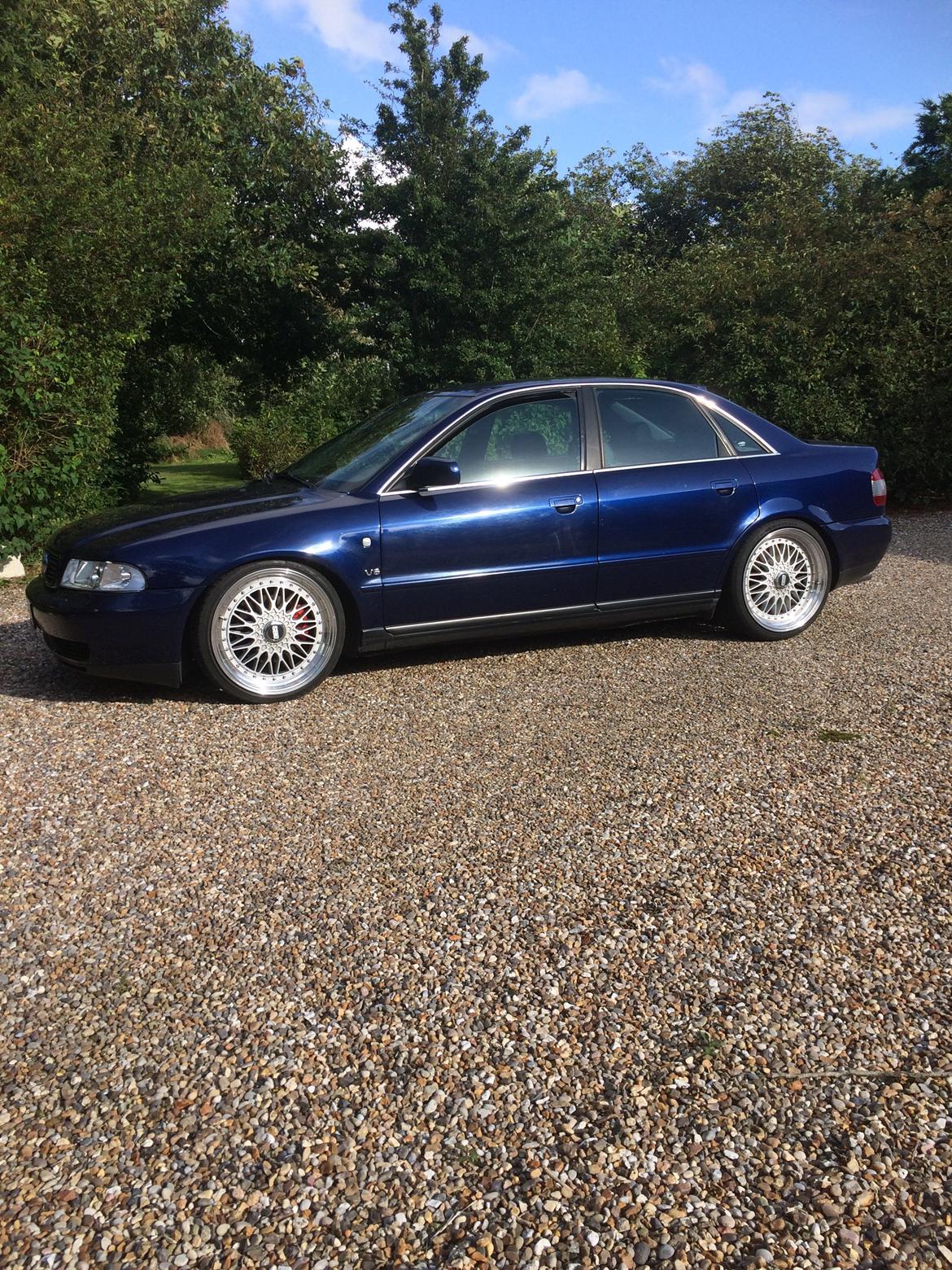 Audi A4 B5 2,5 V6 TDI "solgt" - Gammel kofanger billede 5