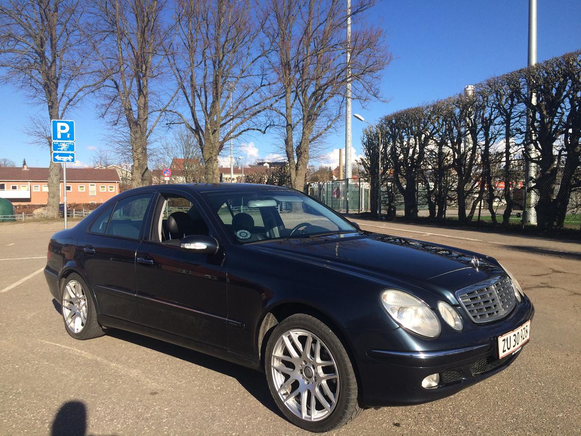 Mercedes Benz W211 E220 CDI #solgt billede 2