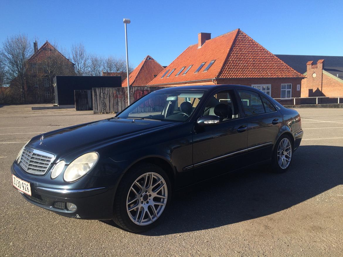 Mercedes Benz W211 E220 CDI #solgt billede 10