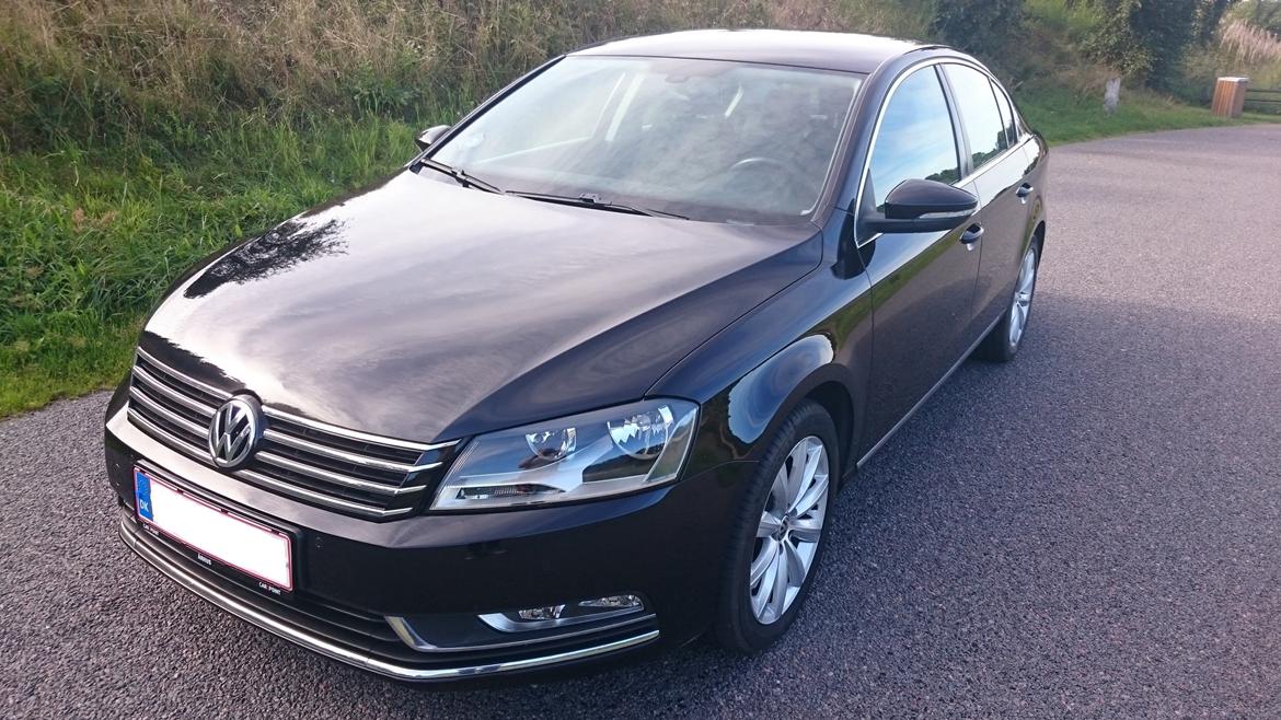 VW Passat B7 BlueMotion billede 1