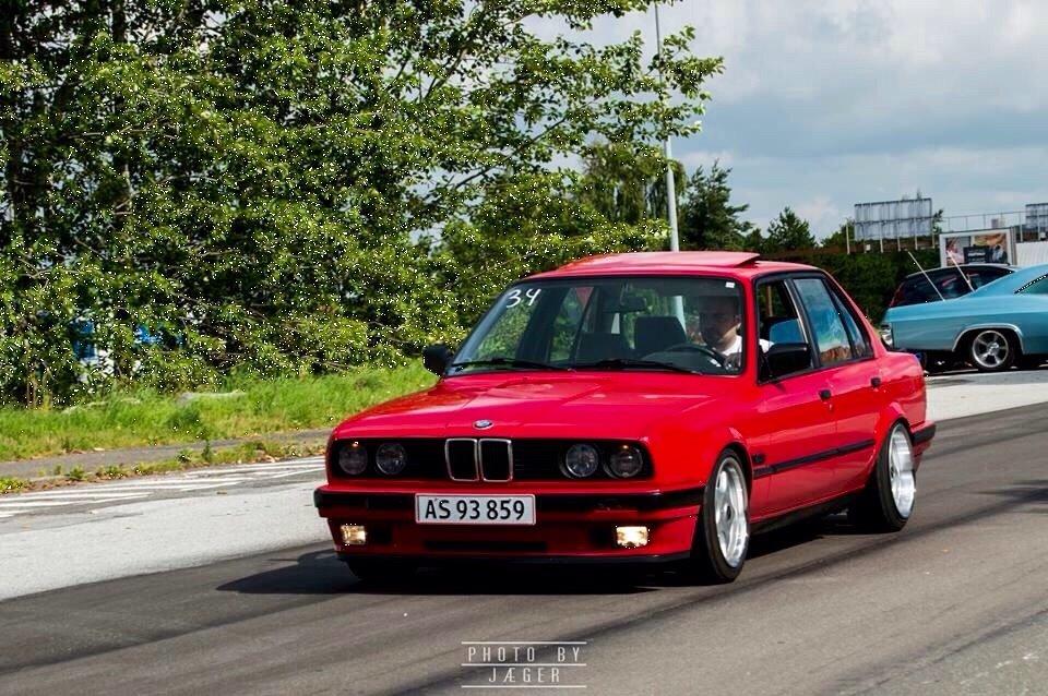 BMW E30 billede 4