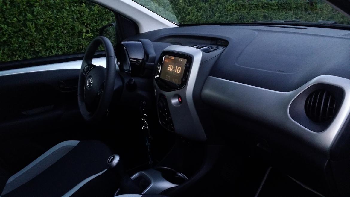 Toyota AYGO x-play air billede 7