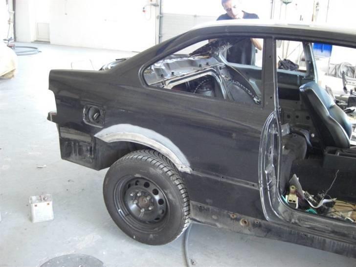 BMW E36 325i Coupe (Track-day edi.) billede 18