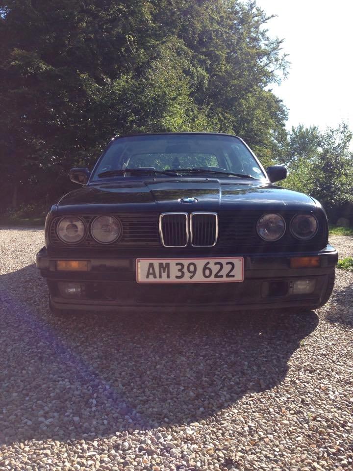 BMW e30 billede 1