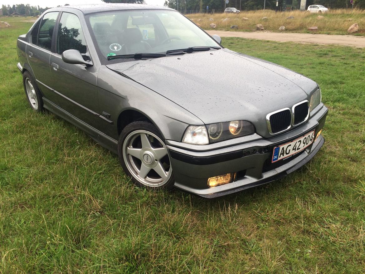 BMW E36 320i Sedan ( Tidl bil ) billede 17