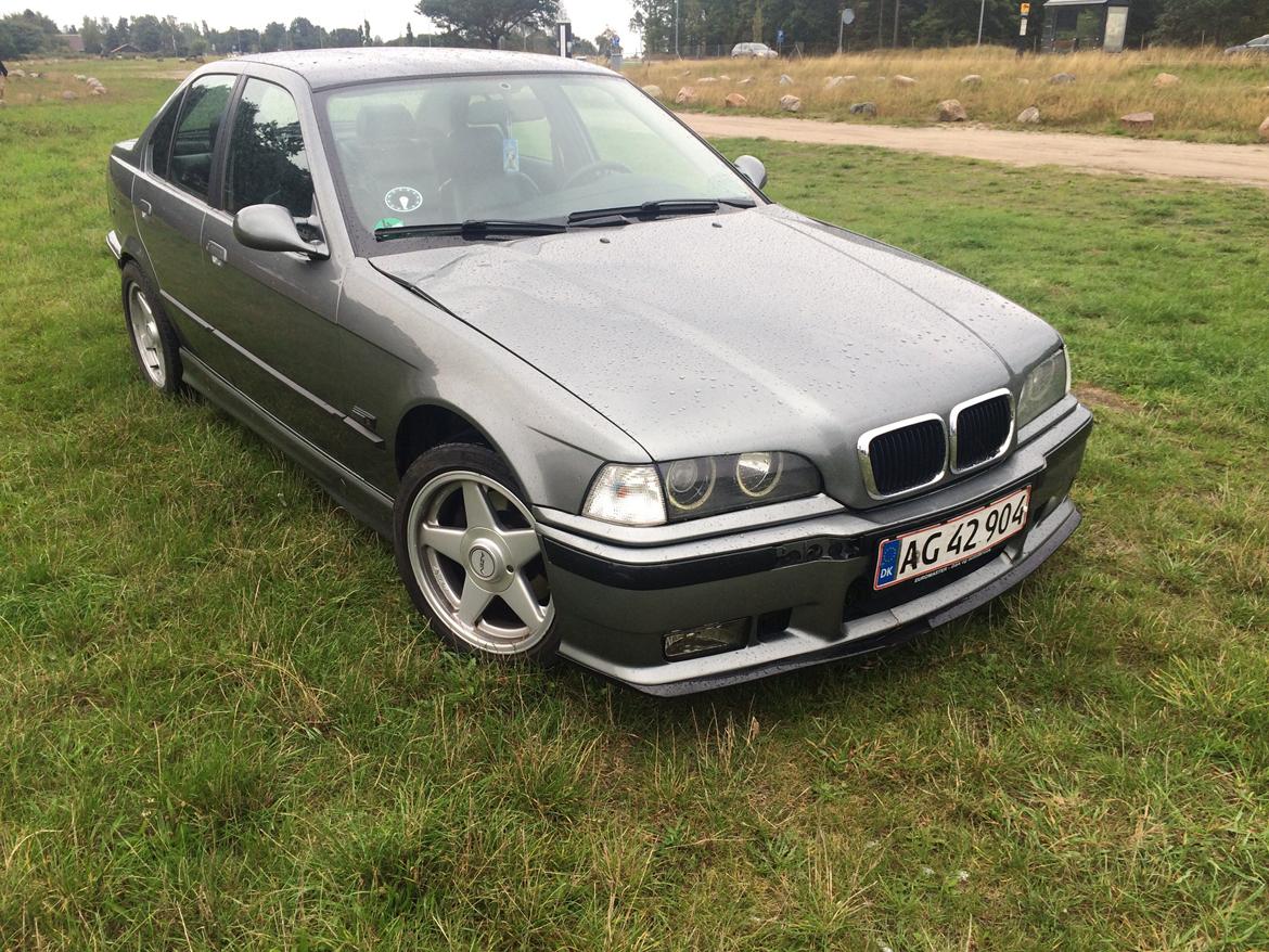 BMW E36 320i Sedan ( Tidl bil ) billede 16