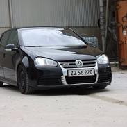 VW Golf V 1.9 TDI R-line