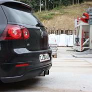 VW Golf V 1.9 TDI R-line