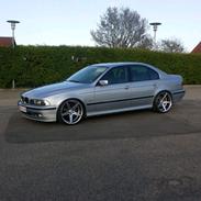 BMW e39 540i