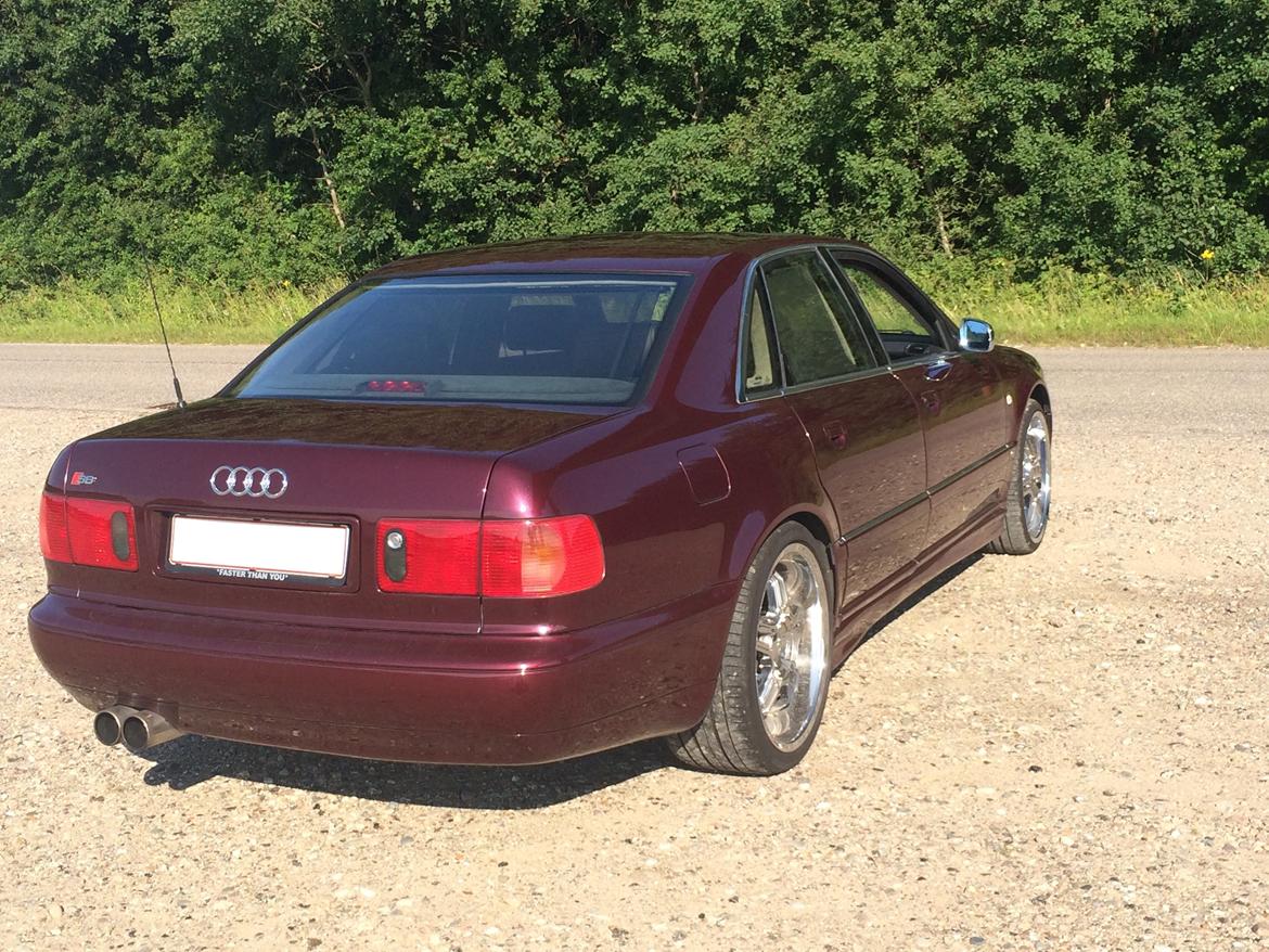Audi S8 billede 7