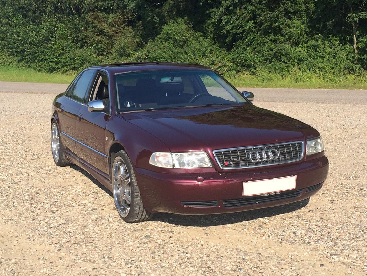 Audi S8 billede 2