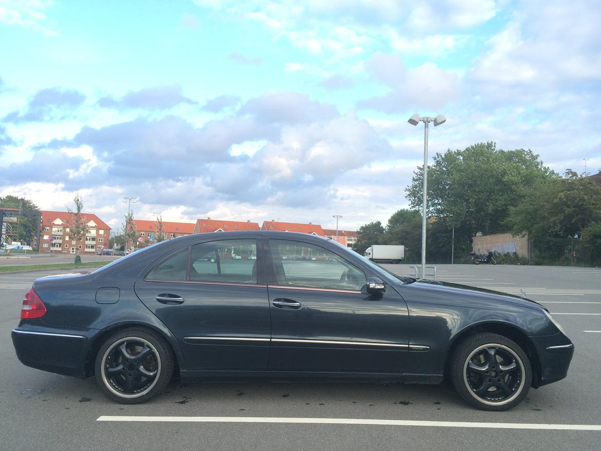 Mercedes Benz W211 E220 CDI #solgt billede 11