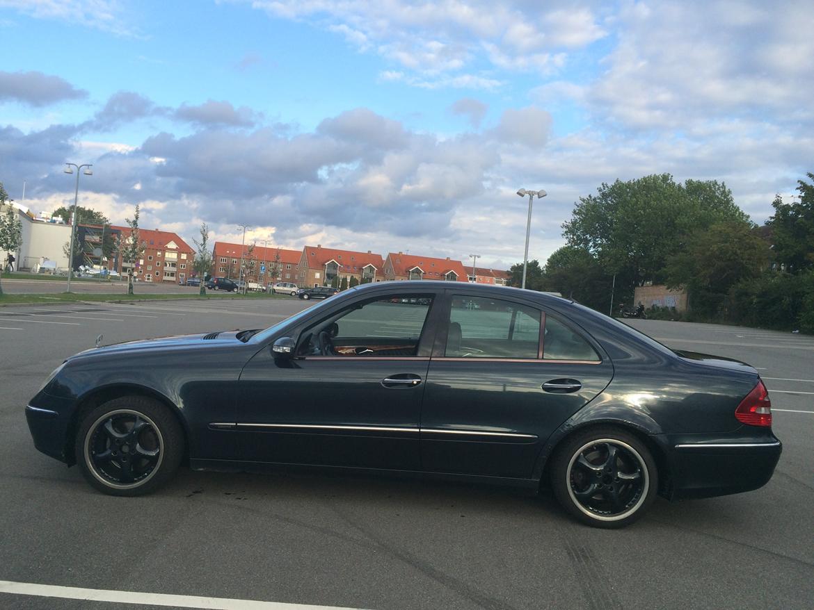 Mercedes Benz W211 E220 CDI #solgt billede 13