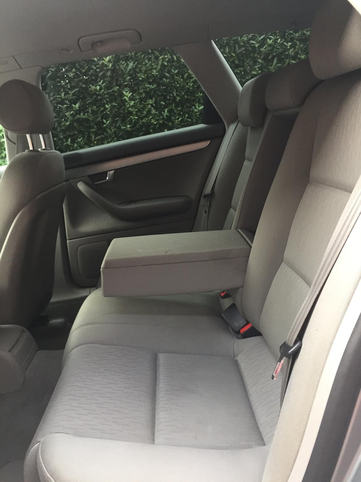 Audi a4 b7 avant billede 10