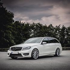 Mercedes Benz C-KLASSE AMG STYLE