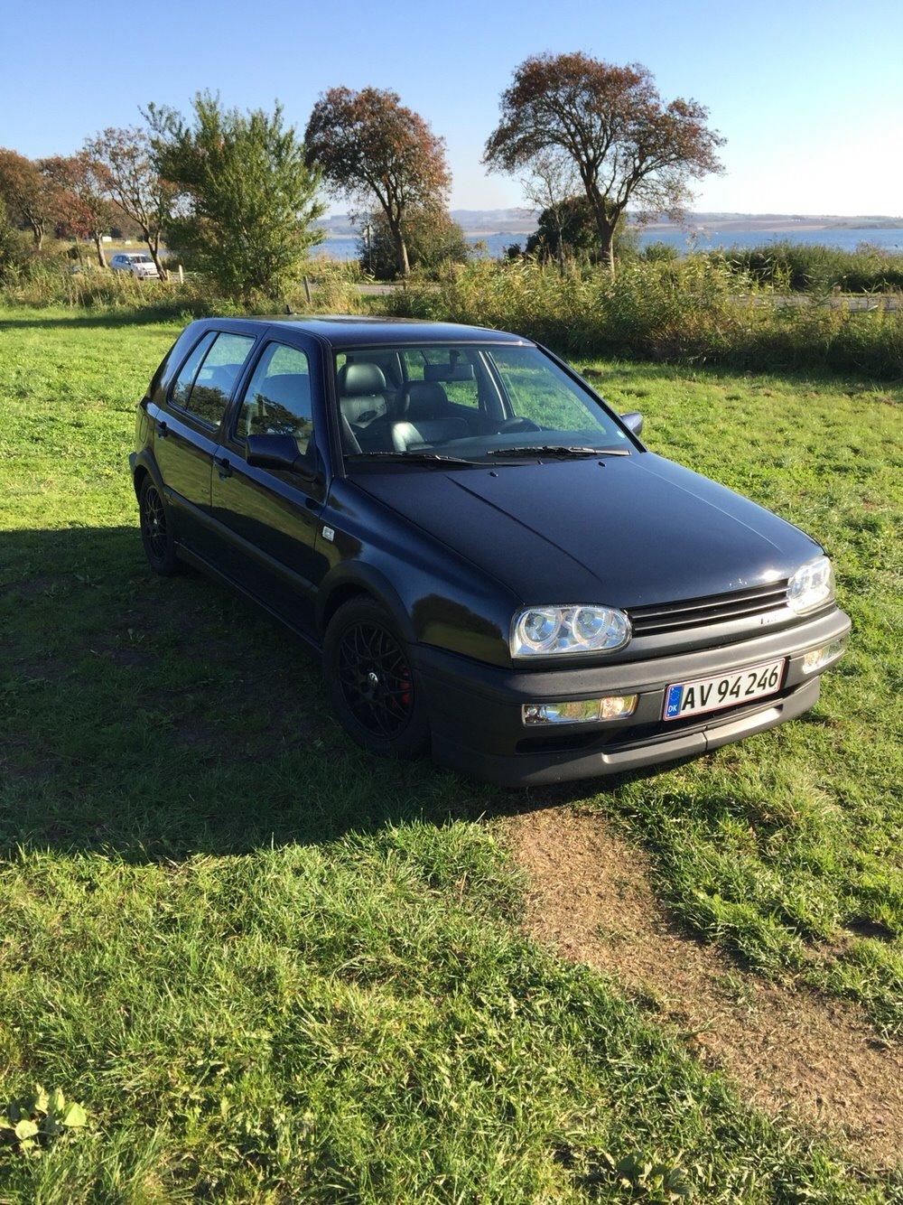 VW Golf 3. 2,8 VR6 (SOLGT) billede 1