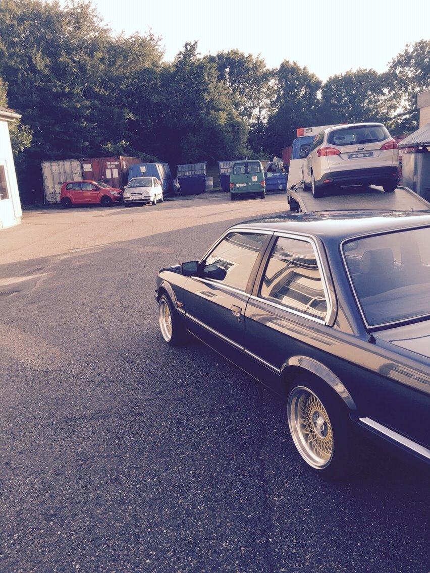 BMW 320i e30 billede 10