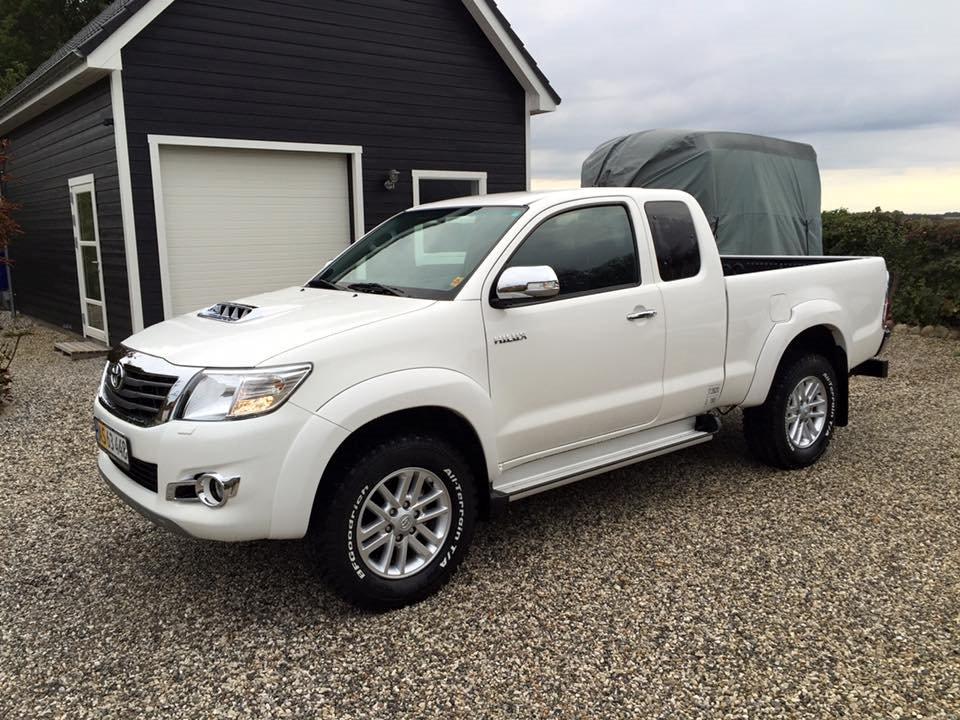 Toyota Hilux Extra Cab 4WD T3 billede 1