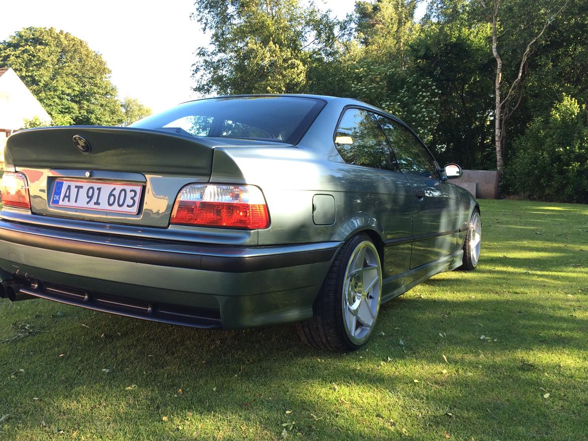 BMW E36 320i coupé aut billede 9