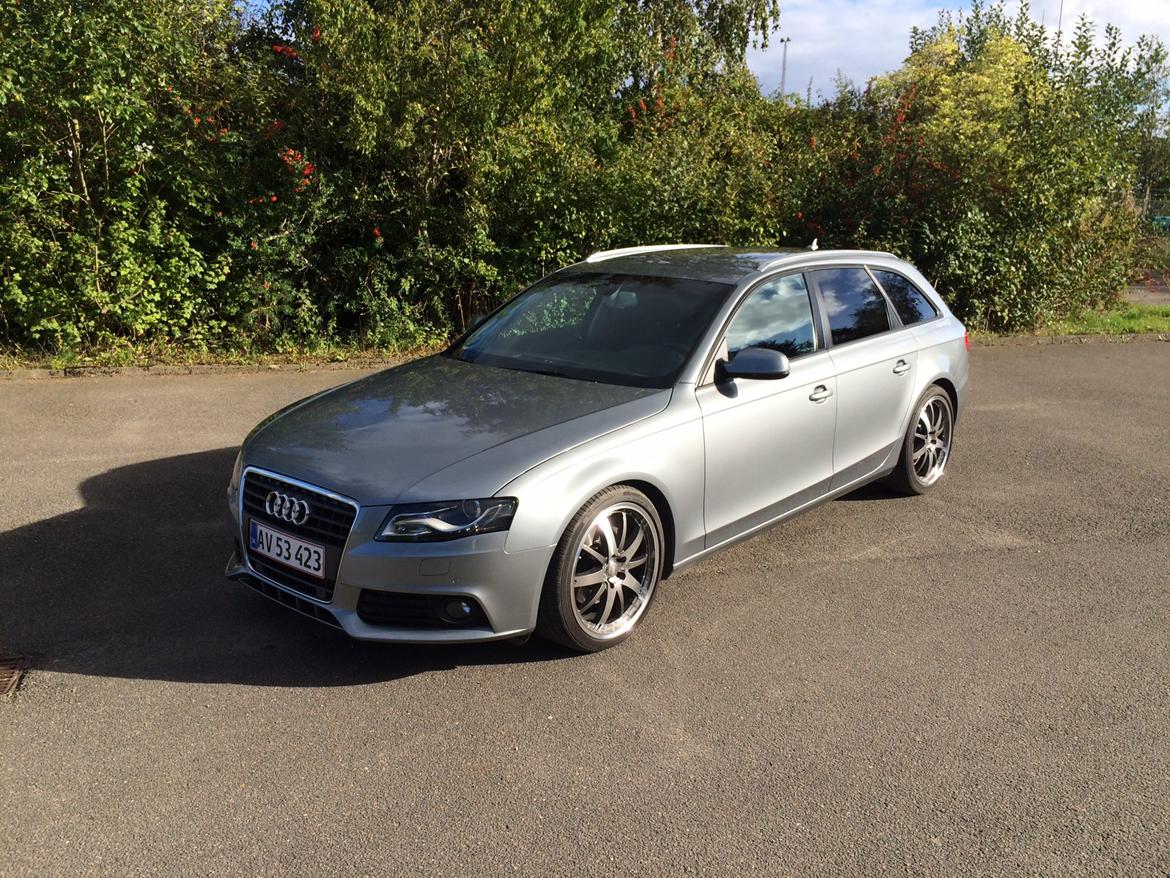 Audi A4 B8 billede 1