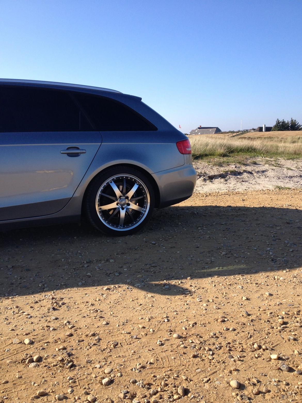 Audi A4 B8 billede 9