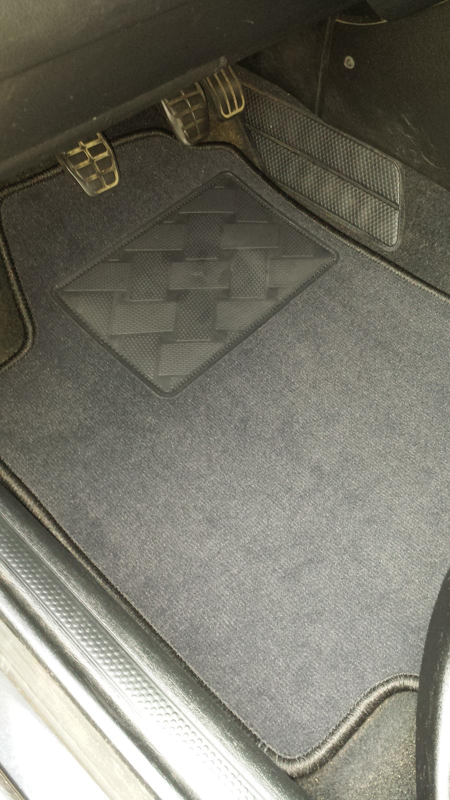 VW Golf 3 Variant Van - Originale måtter fra VW billede 7