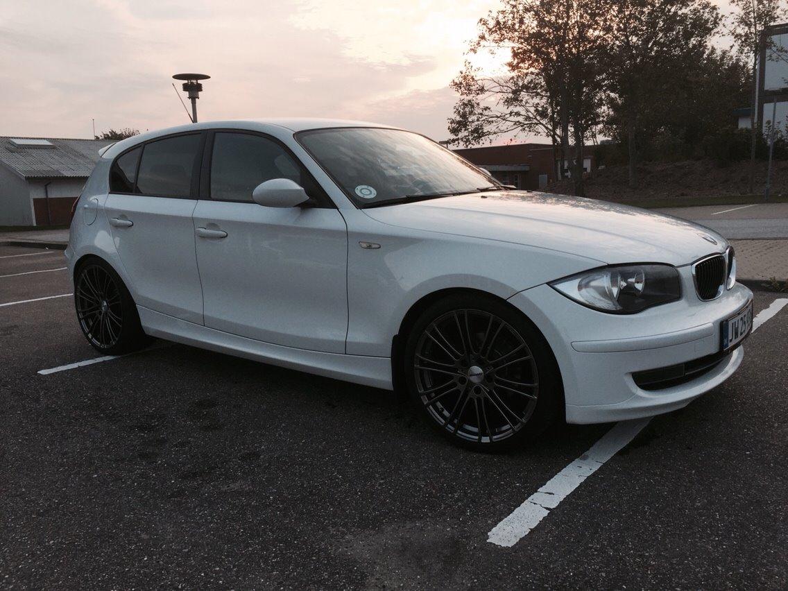 BMW 118 i E87 LCI billede 1