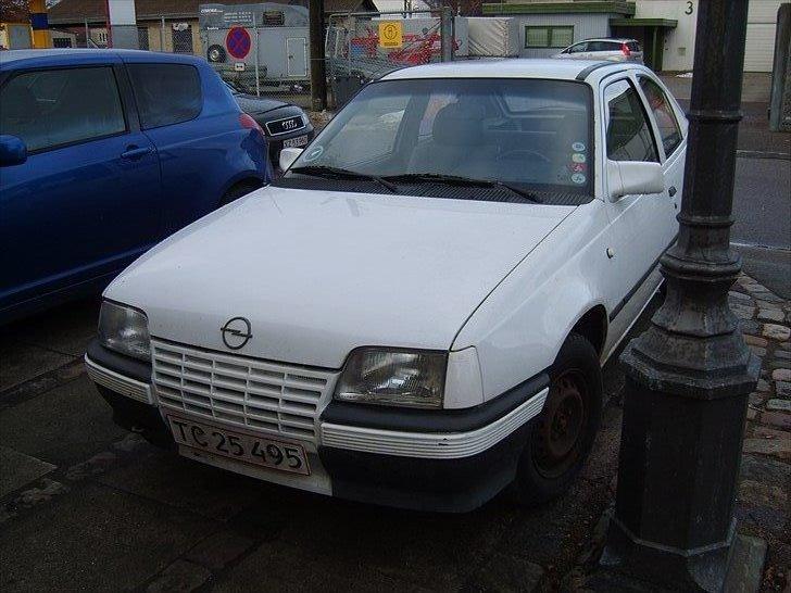 Opel kadett billede 6