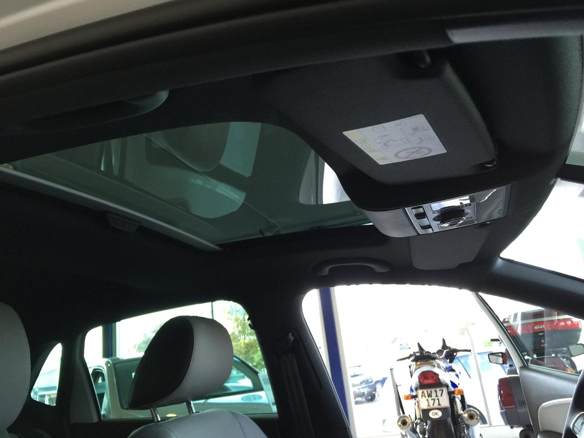 VW Polo BlueGT TSI 150 ACT DSG - panorama skyde/vippe soltag billede 12