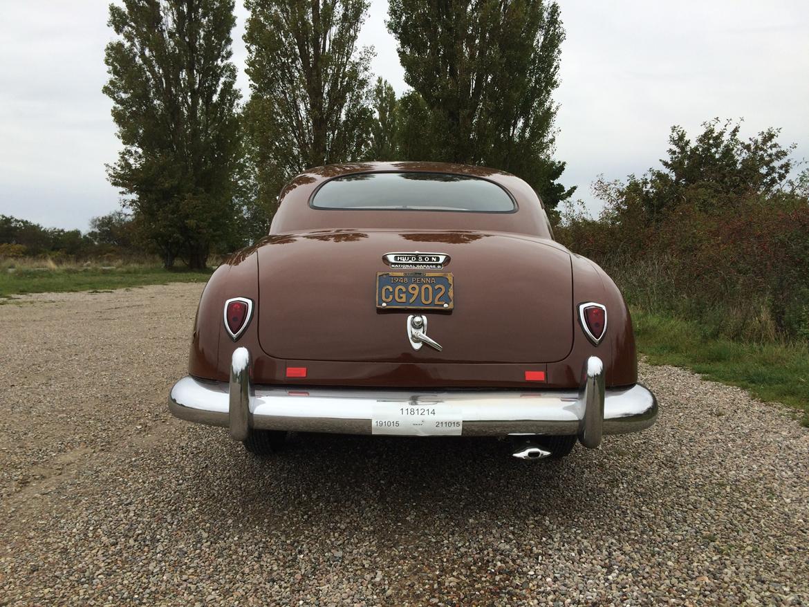 Amerikaner Hudson Super Six 4-Door Sedan - Bilens første nummerplade fra 1948 sidder stadig på. billede 9