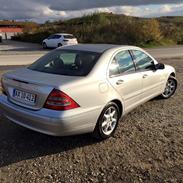 Mercedes Benz C240 Elegance Aut. SOLGT