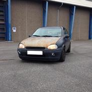 Opel corsa b swing 5 dørs (vintervogn)